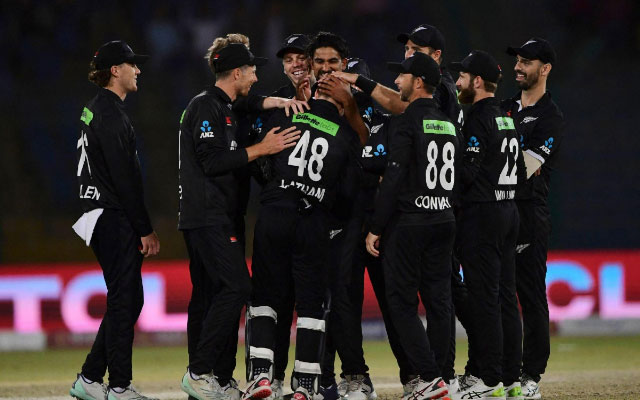 New Zealand name 16-member squad for Sri Lanka ODIs; Ben Lister, Chad Bowes receive maiden call-ups