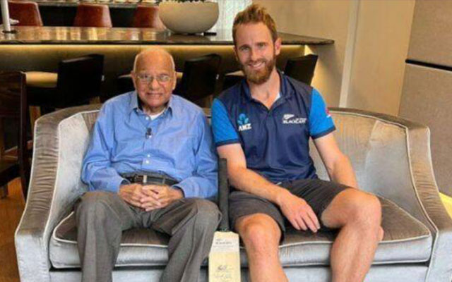 Kane Williamson wins internet by surprising his 99-year-old fan with a signed bat