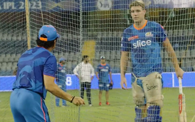 IPL 2023: Cameron Green gets valuable advice from Sachin Tendulkar ahead of MI's third game against DC