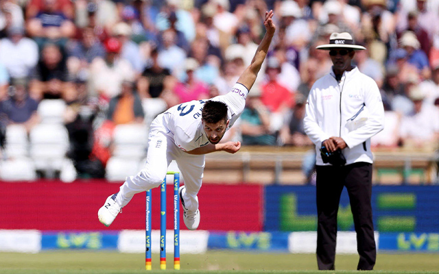 Mark Wood shows no Test rust, stresses on movement off the surface and reverse swing