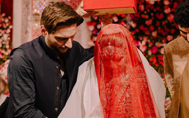 ‘Seems like yesterday when I cradled you in my arms’ - Shahid Afridi pens heartwarming note for daughter Aqsa on her wedding