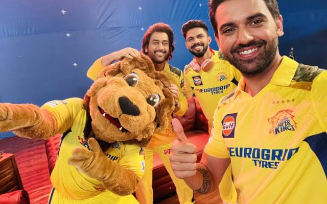 IPL 2024 CSK के लिए एक्टर बने दीपक चाहर कैप्टन धोनी और ऋतुराज गायकवाड़ के साथ दिया शानदार पोज