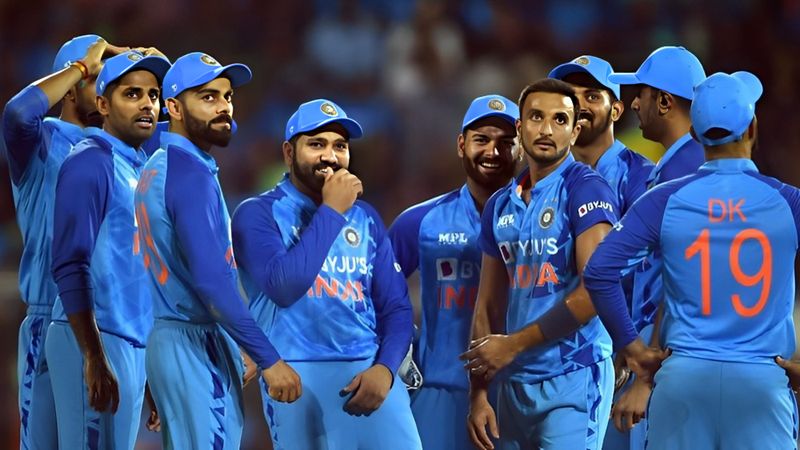 T20 World Cup Coaches of All Teams: टी20 वर्ल्ड कप में सभी 20 टीमों के लिए सहयोगी स्टाफ और हेड कोच की पूरी लिस्ट देखें