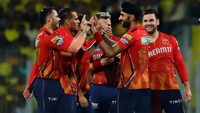 PBKS vs RCB: पंजाब किंग्स और रॉयल चैलेंजर्स बेंगलुरु के बीच होने वाले मैच में कौन मारेगा बाजी? जानिए यहां