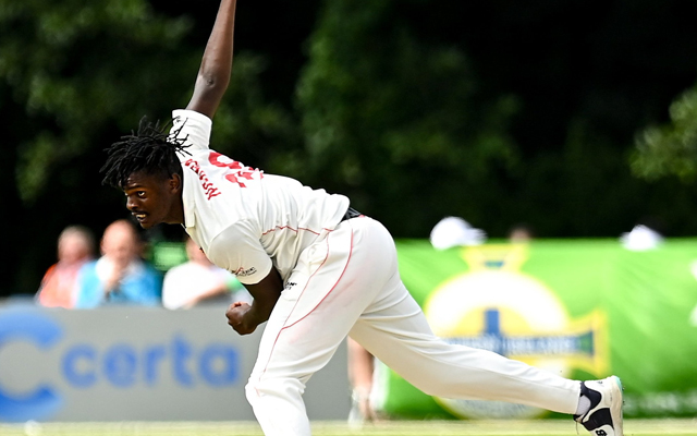 Twitter Reactions: Zimbabwe make dramatic comeback to put Ireland on backfoot after Day 3