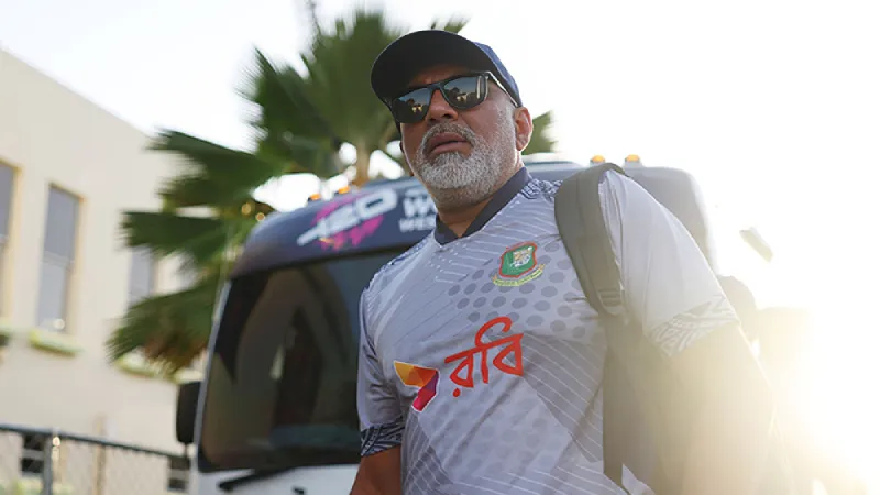 'I'm happy to continue' - Chandika Hathurusingha pleased to hang around as Bangladesh head coach