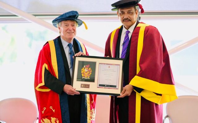 रवि शास्त्री को Cardiff Metropolitan University द्वारा Honorary Fellowship से किया गया सम्मानित