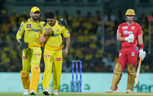 'Don't get distracted by crowd, stay calm and bowl' - Tushar Deshpande reveals how MS Dhoni's words motivated him