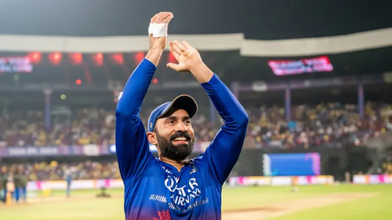 If I were given a question of who would bat for my life, it would be Kohli Dinesh Karthik