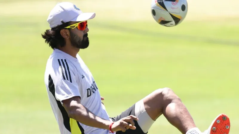 AUS vs IND: KL Rahul returns to practice session after being hit on elbow