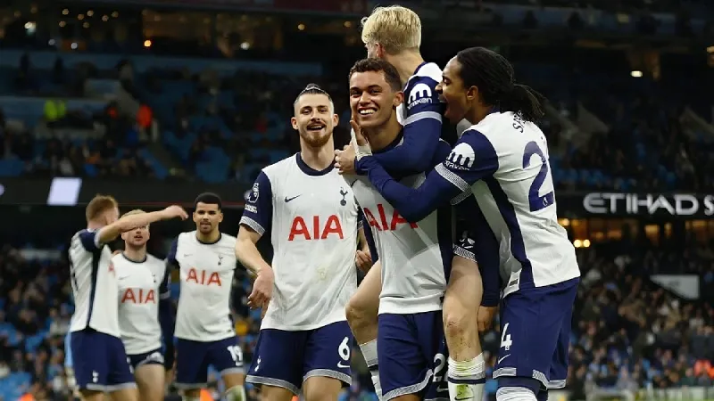 Football Prediction | Tottenham vs Fulham | English Premier League | Dec 1 – Can Spurs Continue Their High-Scoring Spree?