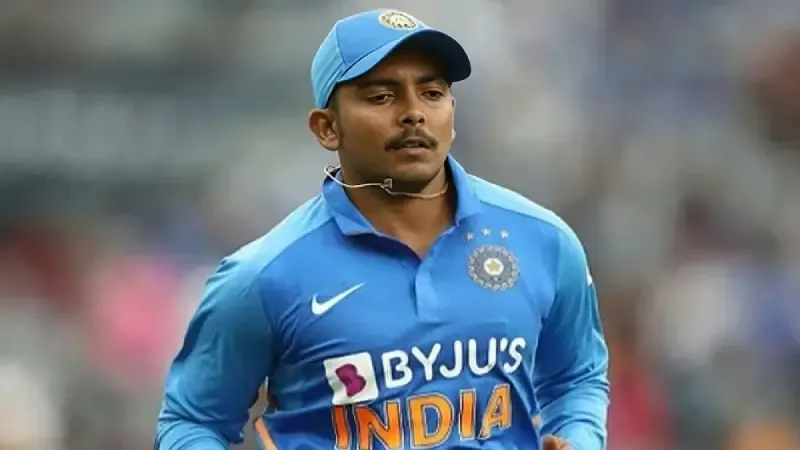 Prithvi Shaw got distracted due to his filmy friend circle, childhood coach reveals