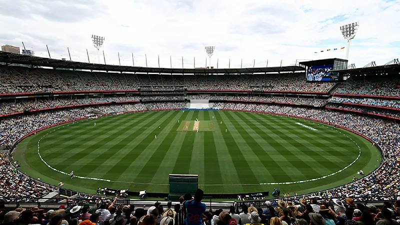 What is the highest successful run-chase at MCG in Tests before Border Gavaskar Trophy 2024-25